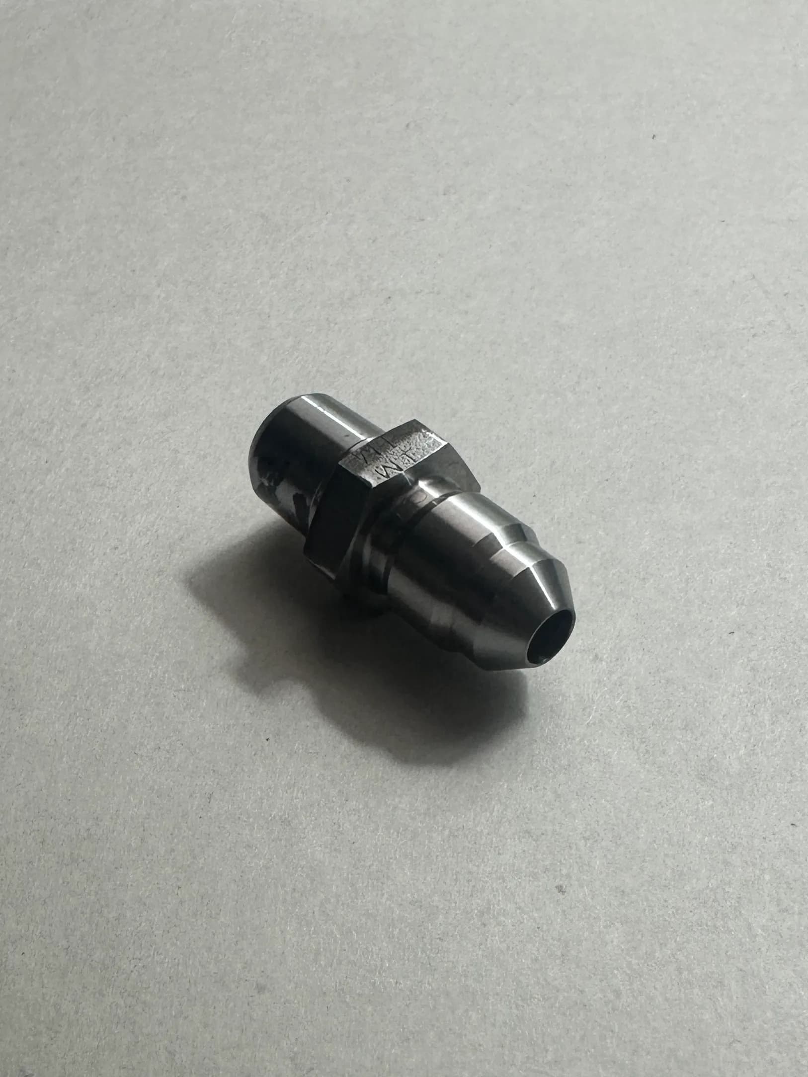 Hydraulic flare fitting — Kohler and Clark